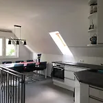 Dominik Apartmanhaz Velence