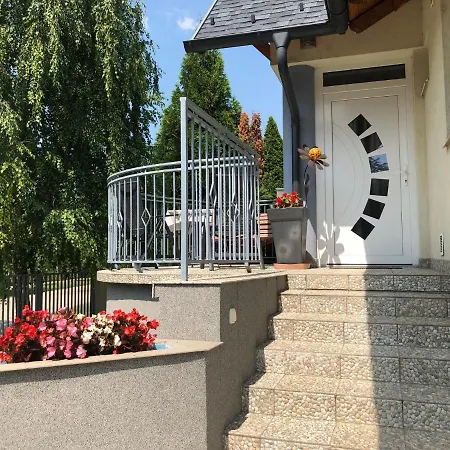 Dominik Apartmanhaz דירה